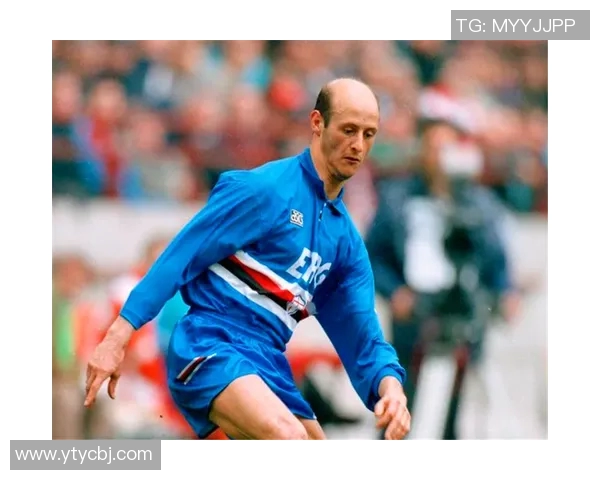 小伙误把光头大叔当成足球明星引发一场搞笑误会的故事