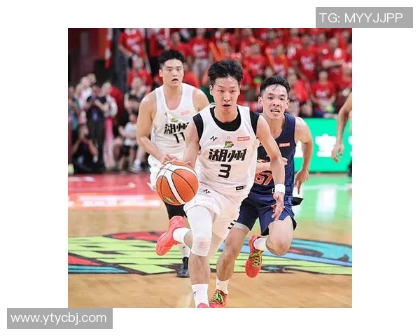 明星篮球场上的激情对决与娱乐圈的精彩碰撞